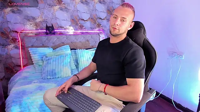 Damon Bakert online show from 03-04-26, 04:15