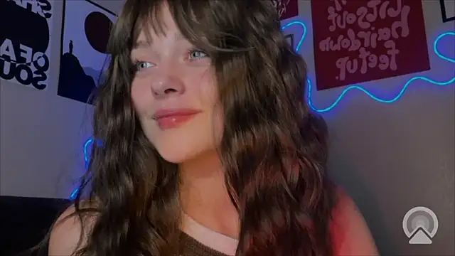 Emilia0 0 7 online show from 02-21-26, 08:44