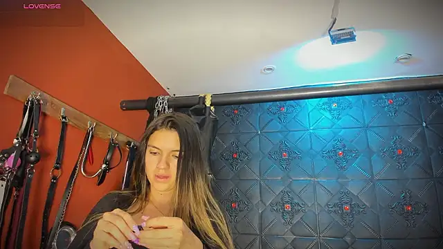 annavi  online show from 03-21-26, 12:09