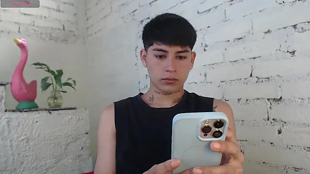 Lukas strong online show from 01-08-26, 04:46