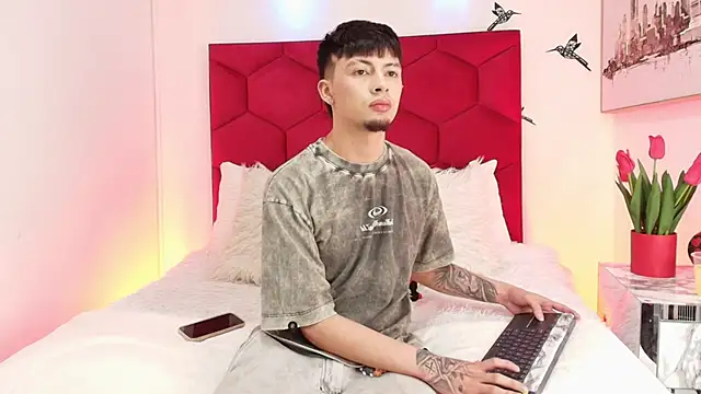 Steev Novoa online show from 02-06-26, 05:25