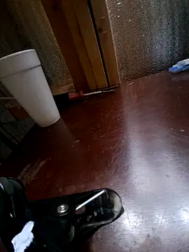 Snapshot of bigdickdaddy2184 chatting on 10-23-25, 06:01 bigdickdaddy2184 online show from 10-23-25, 06:01