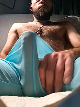 Snapshot of bigdickdaddy2184 chatting on 01-11-25, 08:00 bigdickdaddy2184 online show from 01-11-25, 08:00