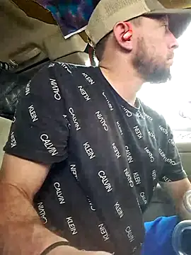 Snapshot of bigdickdaddy2184 chatting on 03-04-25, 05:34 bigdickdaddy2184 online show from 03-04-25, 05:34