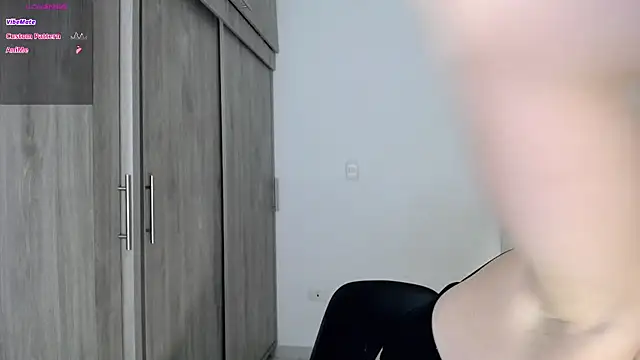 Snapshot of basic_Instinct chatting on 09-19-25, 09:57 basic Instinct online show from 09-19-25, 09:57