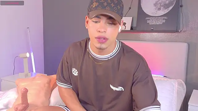 Ken-boy  online show from 10-31-25, 11:29