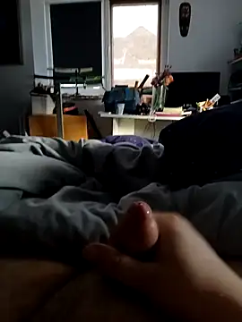 BennoSingle online show from 01-12-25, 01:58