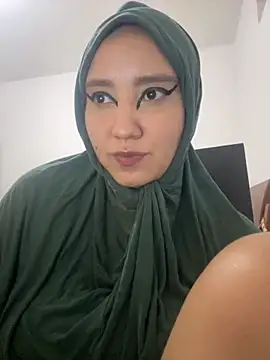 hannahayat online show from 11-19-25, 09:26