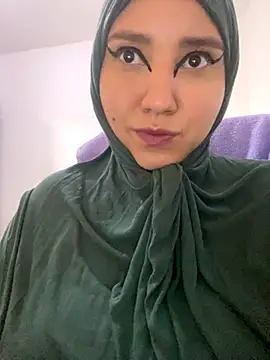 hannahayat online show from 12-15-25, 03:29