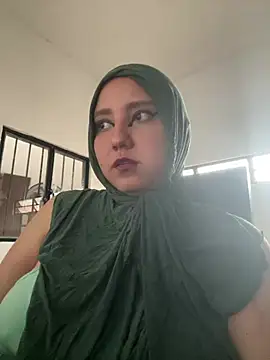 Snapshot of hannahayat chatting on 07-23-26, 09:55 hannahayat online show from 07-23-26, 09:55