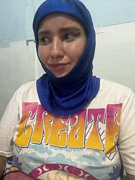 Snapshot of hannahayat chatting on 07-02-26, 03:23 hannahayat online show from 07-02-26, 03:23