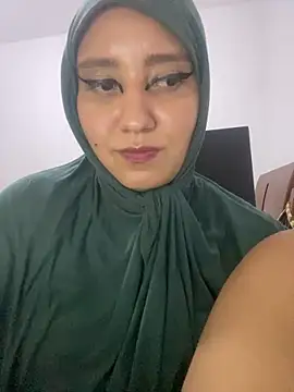 hannahayat online show from 11-14-25, 02:48