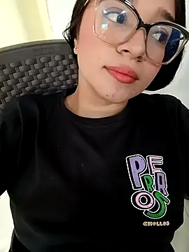 -VICKKY online show from 10-04-25, 01:45