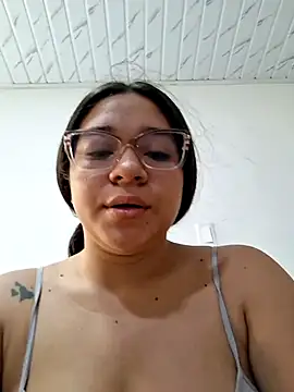 -VICKKY online show from 06-20-26, 01:49
