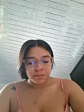 -VICKKY online show from 03-12-26, 02:10