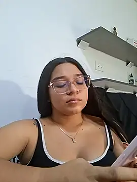 -VICKKY online show from 06-11-26, 07:22