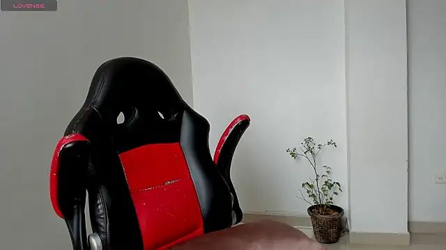 sofiaparker8 online show from 03-07-26, 05:07