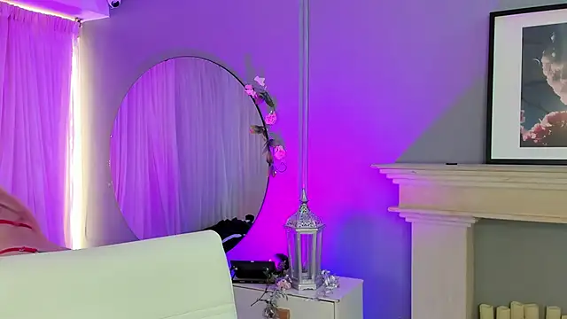 Snapshot of tiffany_becker chatting on 02-06-26, 01:29 tiffany becker online show from 02-06-26, 01:29