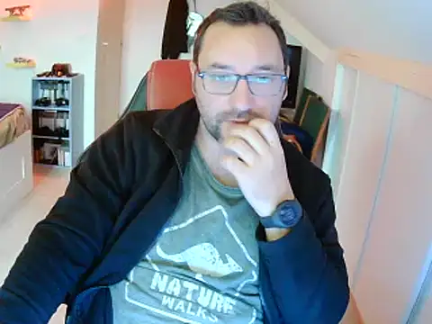 Snapshot of Fantaxx86 chatting on 12-13-24, 11:23 Fantaxx86 online show from 12-13-24, 11:23