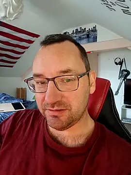 Snapshot of Fantaxx86 chatting on 11-06-25, 10:52 Fantaxx86 online show from 11-06-25, 10:52