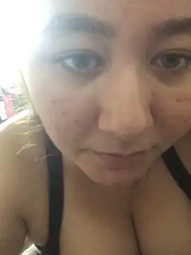 Snapshot of cahbranquinhabb1 chatting on 03-27-26, 09:38 cahbranquinhabb1 online show from 03-27-26, 09:38