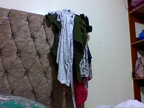 zoey10 online show from 02-24-26, 06:20