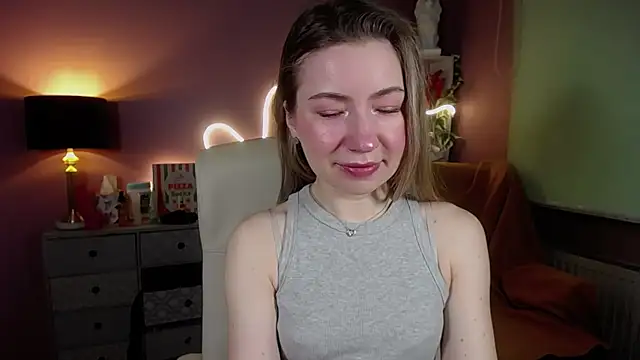 Mia Tasty online show from 02-28-25, 07:48