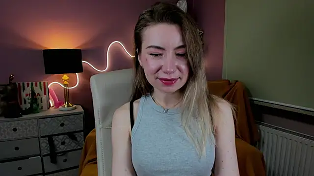 Mia Tasty online show from 12-17-25, 07:35