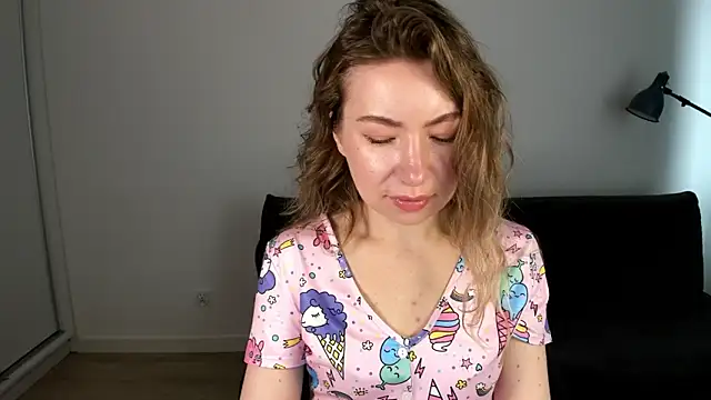 Mia Tasty online show from 04-01-26, 06:26