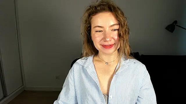 Snapshot of Mia_Tasty chatting on 02-12-26, 07:41 Mia Tasty online show from 02-12-26, 07:41