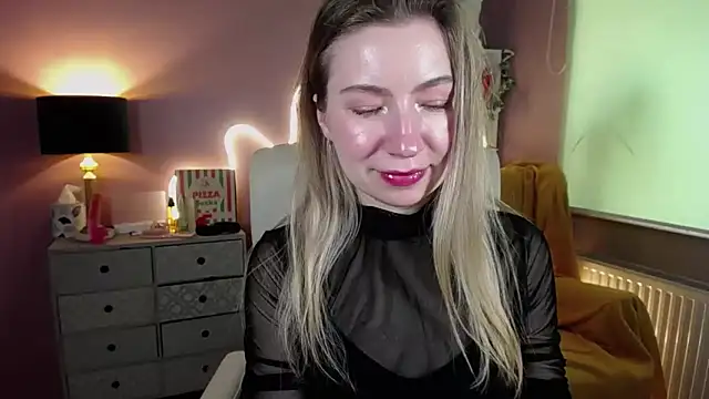 Mia Tasty online show from 03-12-25, 11:10