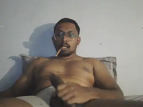 chennaibull101 online show from 10-28-25, 09:19