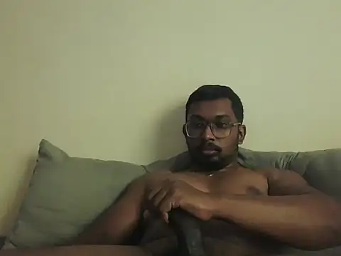 Snapshot of chennaibull101 chatting on 04-28-26, 05:12 chennaibull101 online show from 04-28-26, 05:12