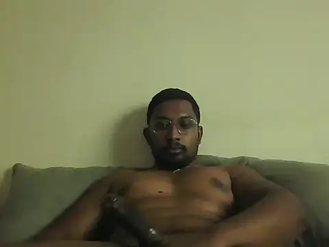 Snapshot of chennaibull101 chatting on 05-27-26, 06:10 chennaibull101 online show from 05-27-26, 06:10