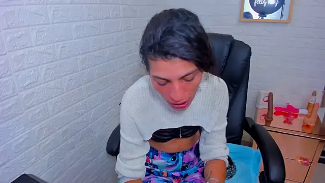 ImCrazzy online show from 03-06-26, 03:51