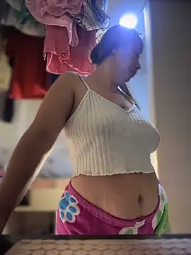 Emiily lee online show from 03-26-26, 09:40