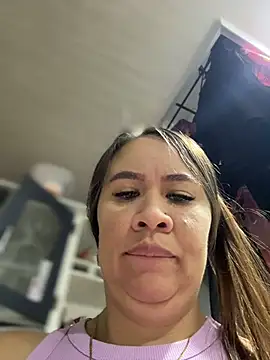 Emiily lee online show from 11-25-25, 10:32