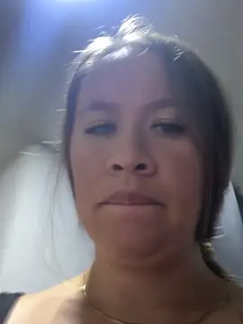 Snapshot of Emiily_lee chatting on 05-28-26, 02:08 Emiily lee online show from 05-28-26, 02:08