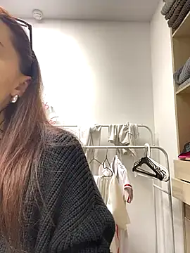 AnaWest online show from 10-06-25, 06:14