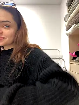 AnaWest online show from 09-18-25, 06:05