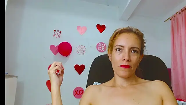 Snapshot of chantalsemenova1 chatting on 02-20-26, 08:22 chantalsemenova1 online show from 02-20-26, 08:22