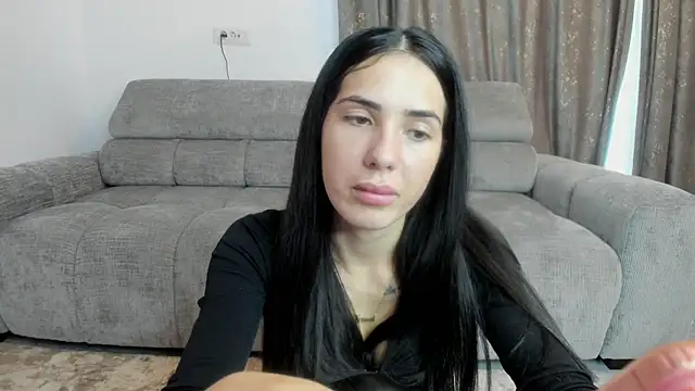 Snapshot of Emmapmg chatting on 10-01-25, 10:30 Emmapmg online show from 10-01-25, 10:30