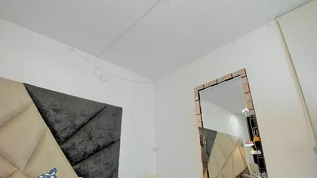 BonnieCute  online show from 02-06-26, 12:06