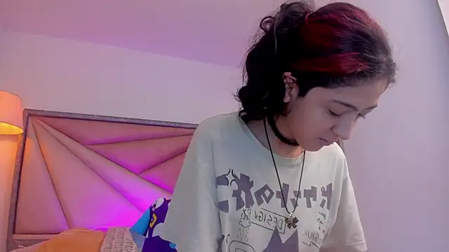 BonnieCute  online show from 11-12-25, 11:41