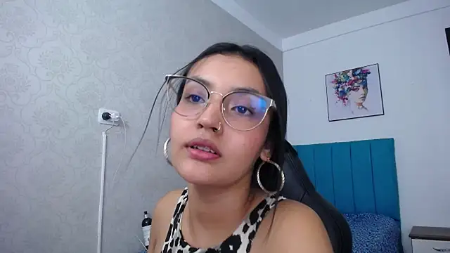 Snapshot of antonella_sweetlittle chatting on 03-13-25, 06:34 antonella sweetlittle online show from 03-13-25, 06:34