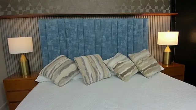 Snapshot of Ivi_Akina chatting on 05-15-26, 06:28 Ivi Akina online show from 05-15-26, 06:28
