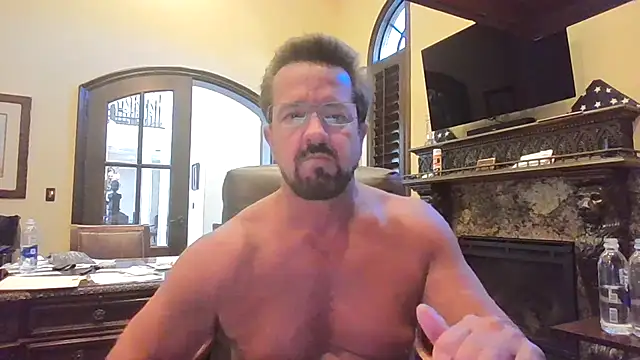 sluttydylan online show from 10-16-25, 06:27