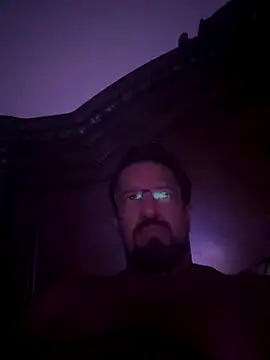 sluttydylan online show from 10-16-25, 05:49