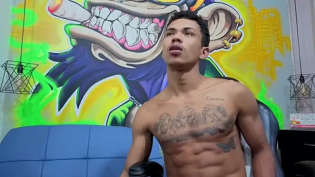 Snapshot of scarce_candy69 chatting on 03-06-26, 01:33 scarce candy69 online show from 03-06-26, 01:33