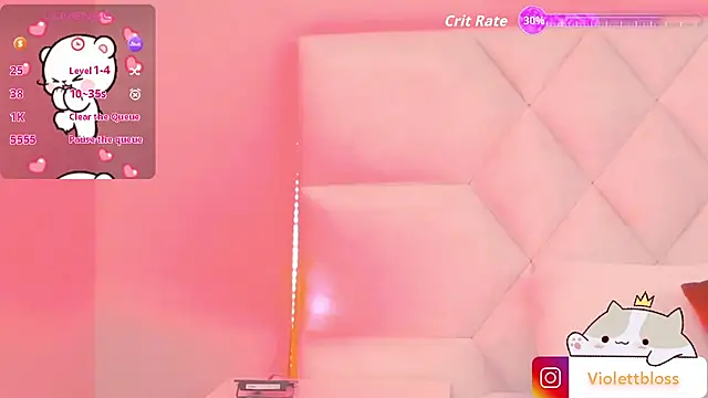 Violettbloss online show from 10-25-25, 03:28